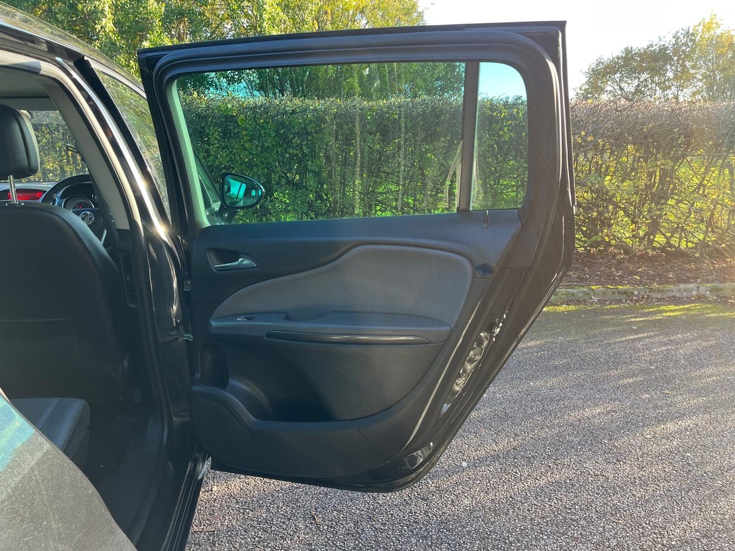 Used Vauxhall Zafira Tourer 2013 for sale - 76001233: Photo 29