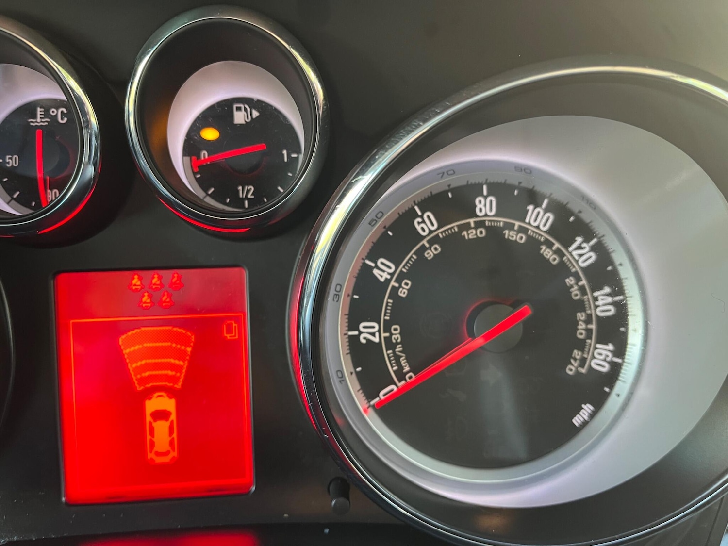 Used Vauxhall Zafira Tourer 2013 for sale - 76001233: Photo 30