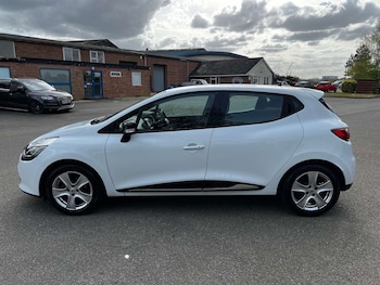 Used Renault Clio 2016 for sale - 78331725: Photo