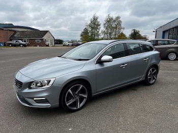 Used Volvo V60 2013 for sale - 78331711: Photo