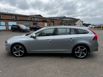 Used Volvo V60 2013 for sale - 78331711: Photo
