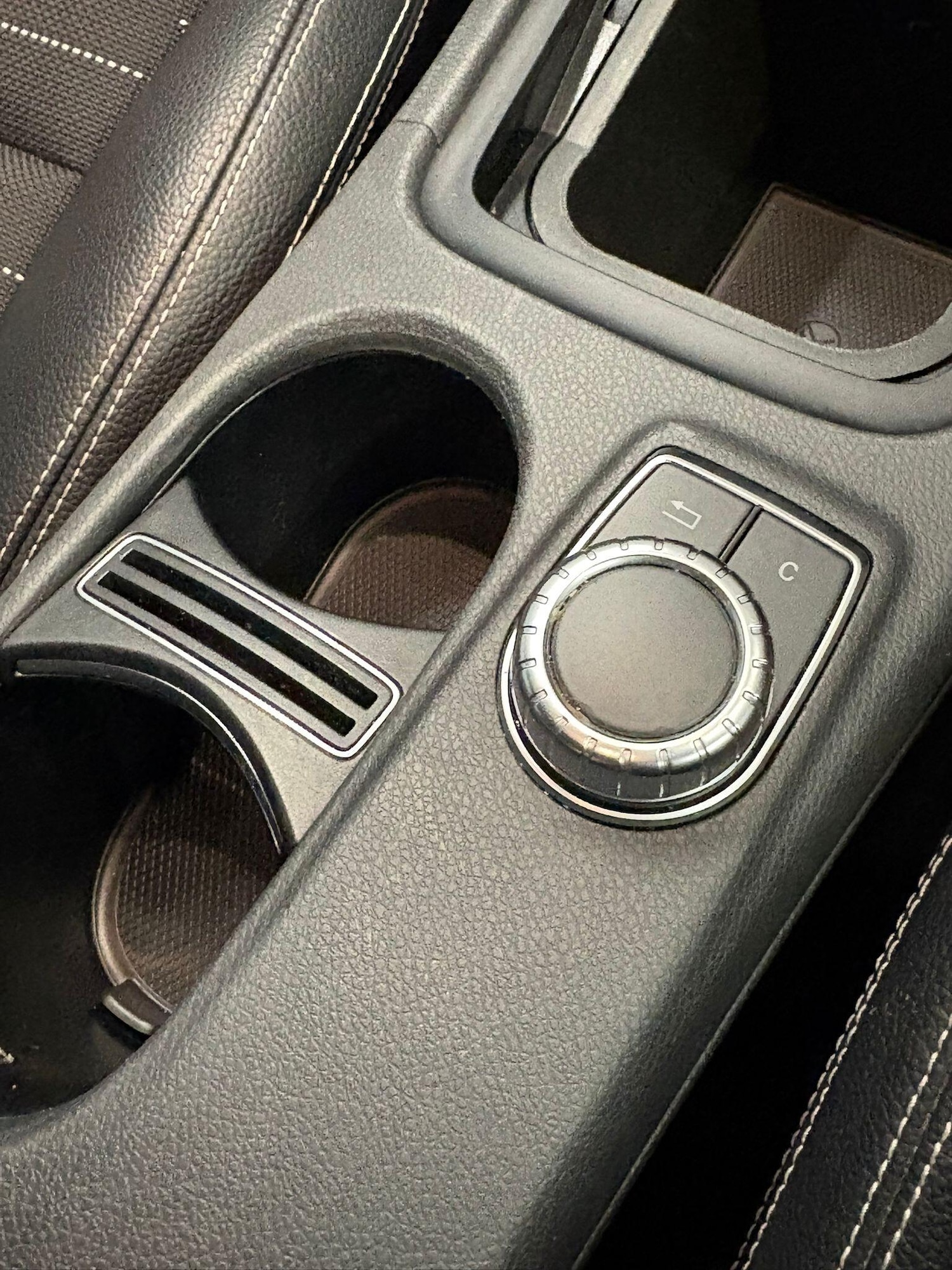 Used Mercedes-Benz A-Class 2014 for sale - 77839041: Photo 12