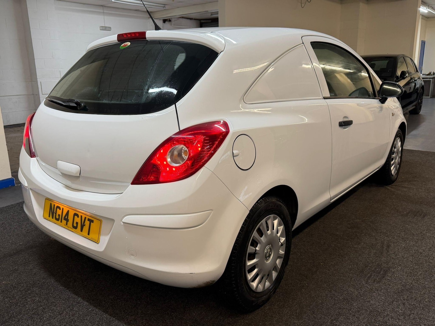 Used Vauxhall Corsa 2014 for sale - 77255029: Photo 6