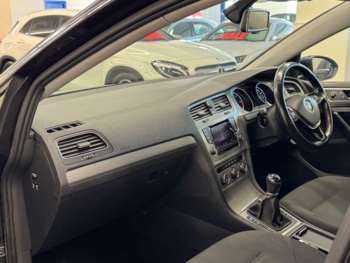 Used Volkswagen Golf 2014 for sale - 74920764: Photo