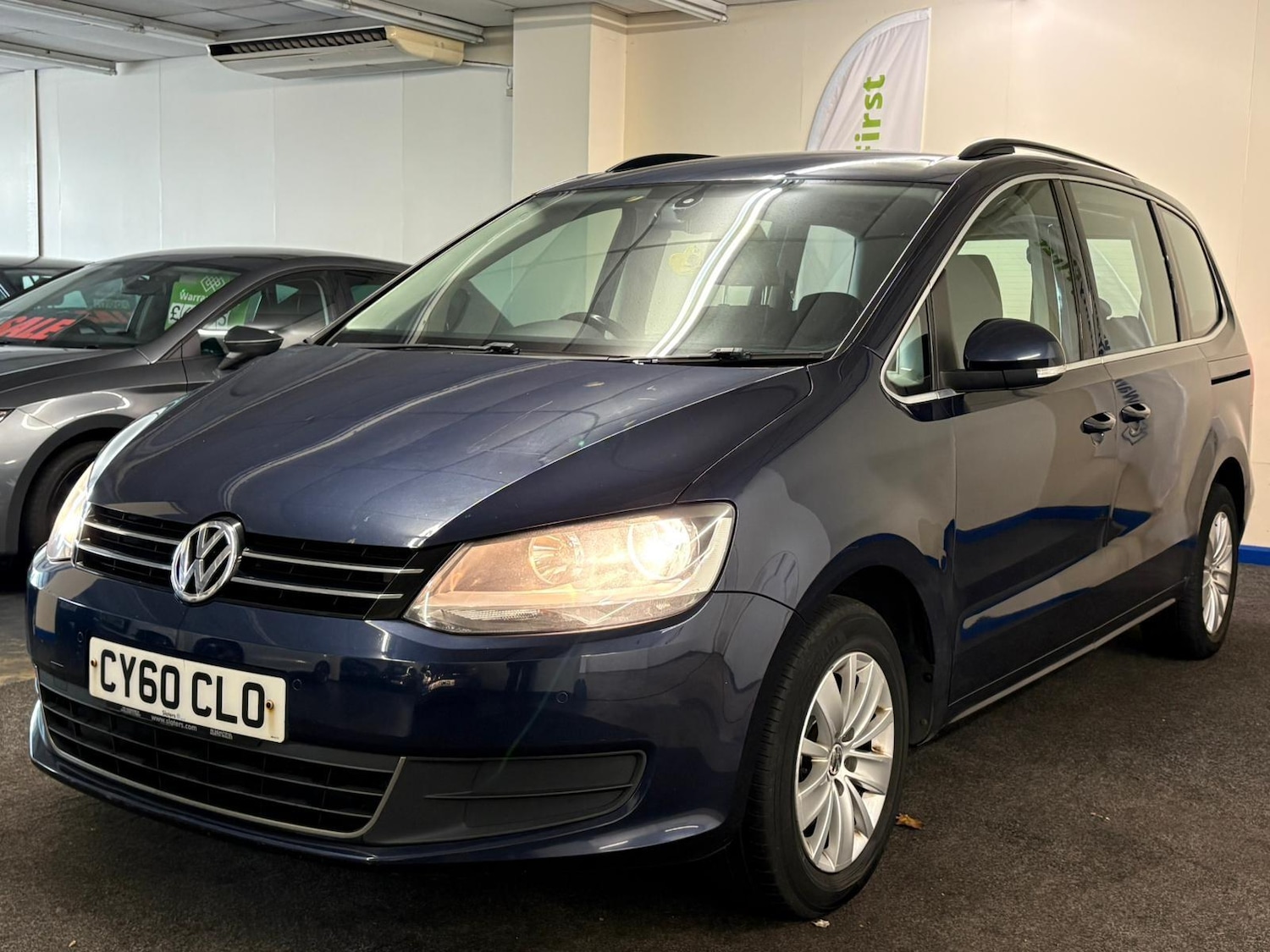 Used Volkswagen Sharan 2010 for sale - 76995792: Photo 2