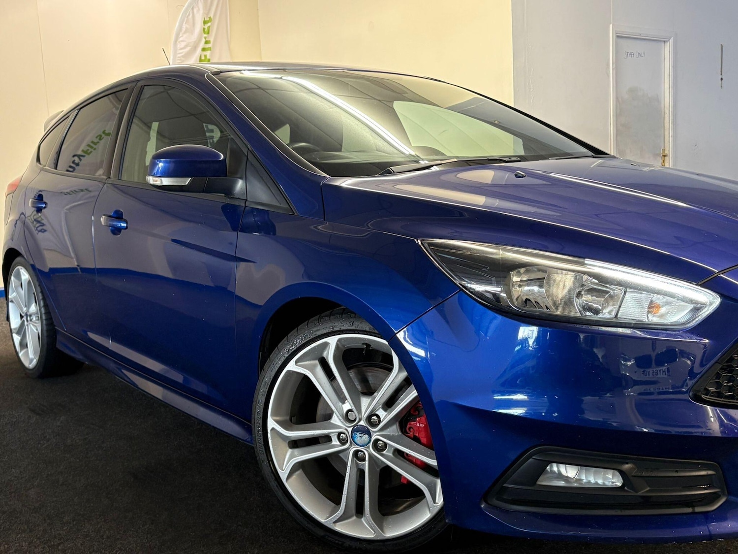 Used Ford Focus 2015 for sale - 76913057: Photo 5