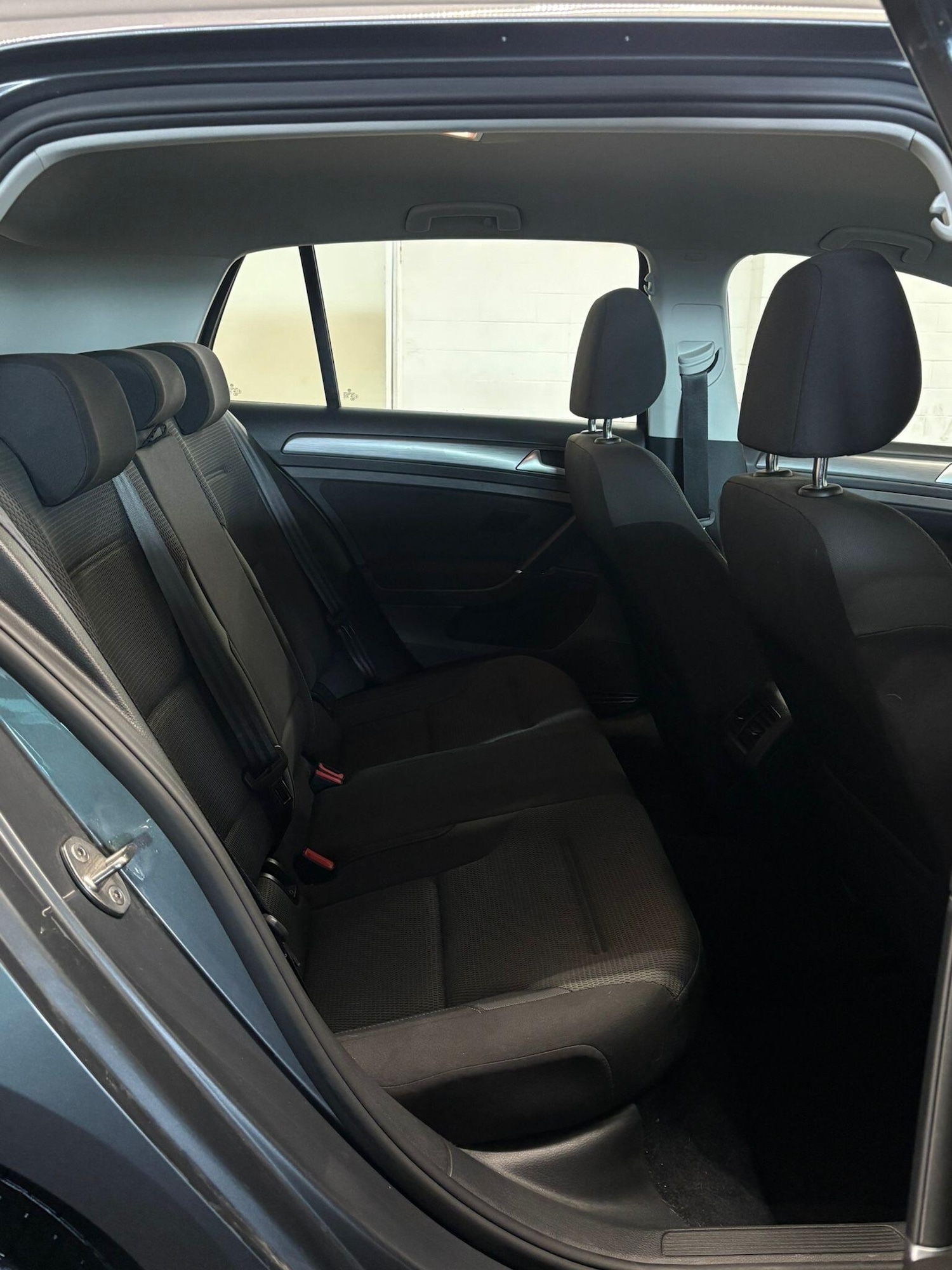 Used Volkswagen Golf 2017 for sale - 76381003: Photo 11