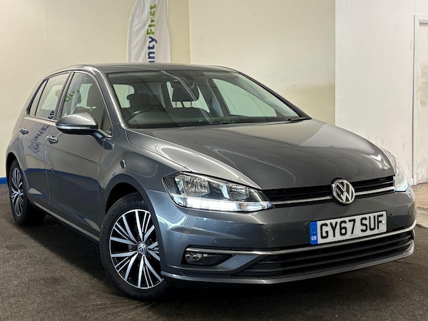 Used Volkswagen Golf 2017 for sale - 76227610: Photo 1