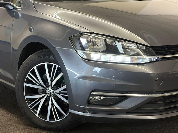 Used Volkswagen Golf 2017 for sale - 76227610: Photo 25