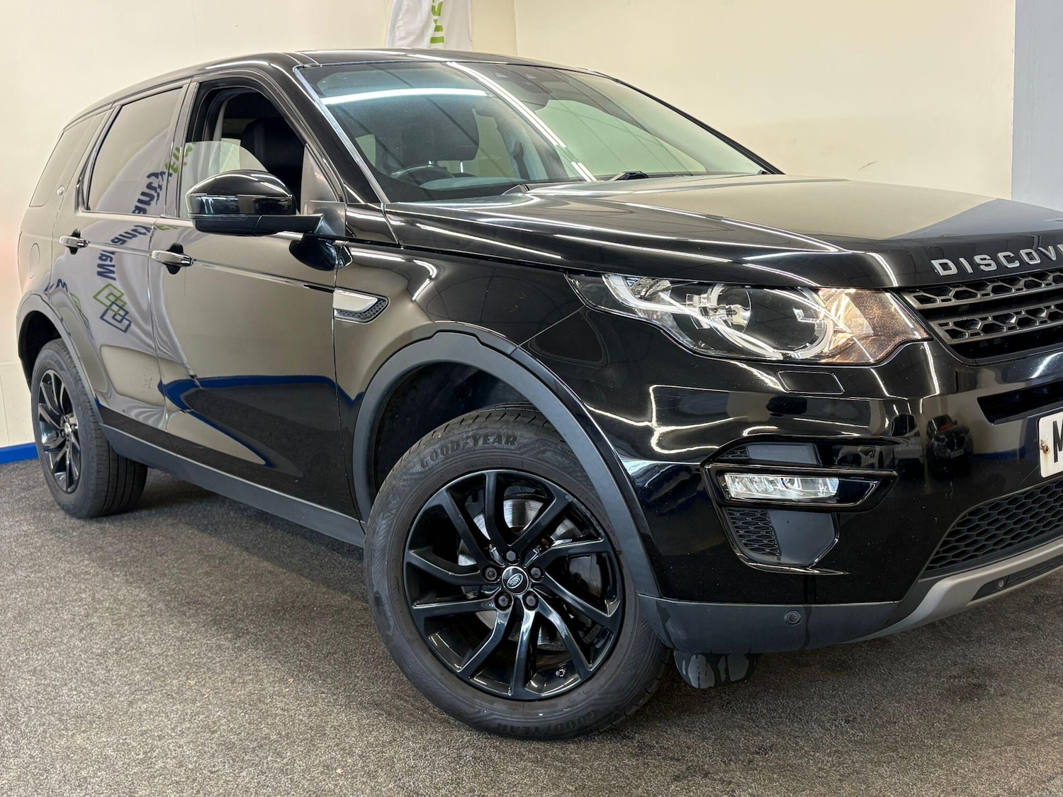 Used Land Rover Discovery Sport for sale - 78127377: Photo 3