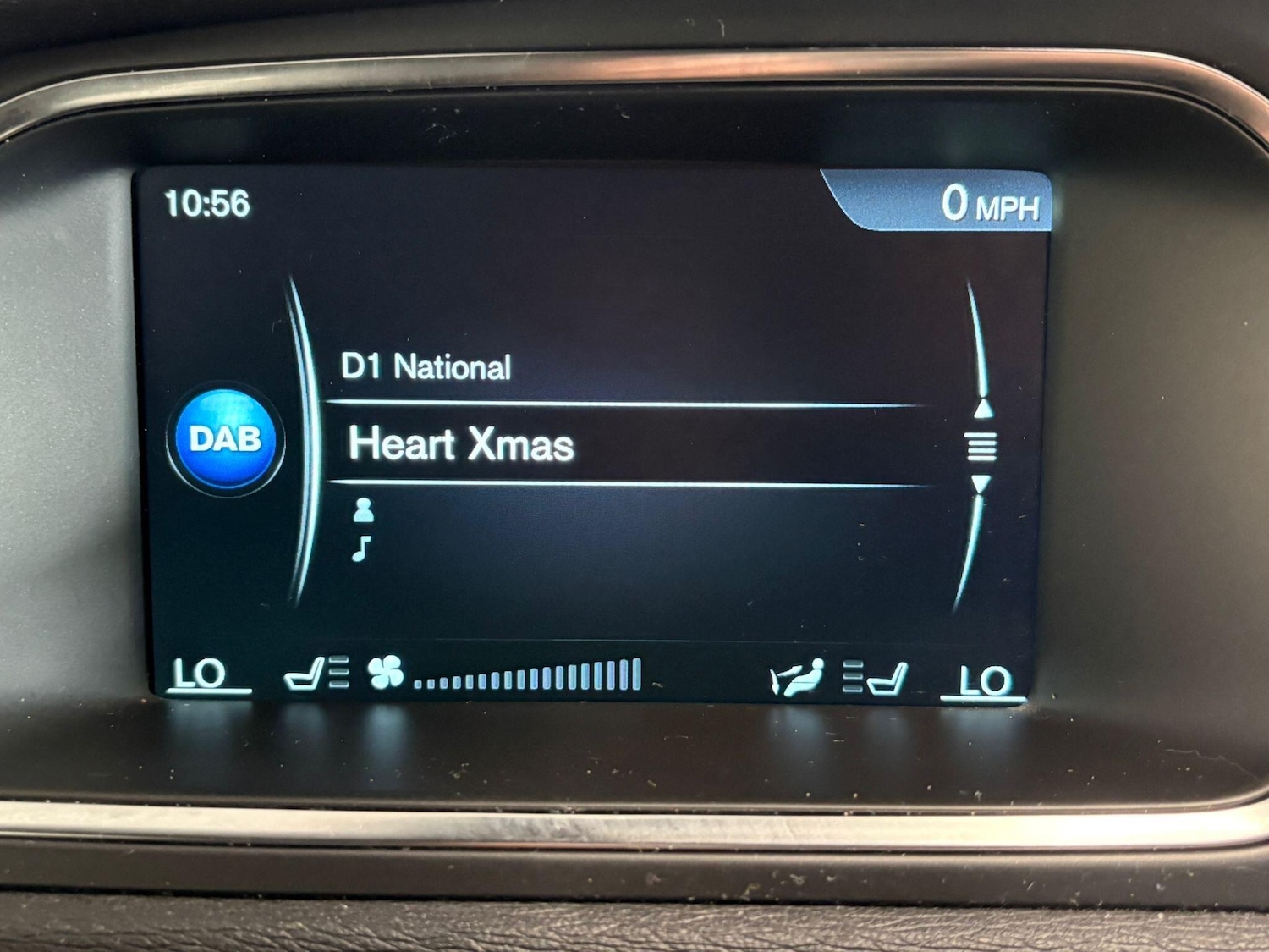 Used Volvo V40 2016 for sale - 76623217: Photo 16