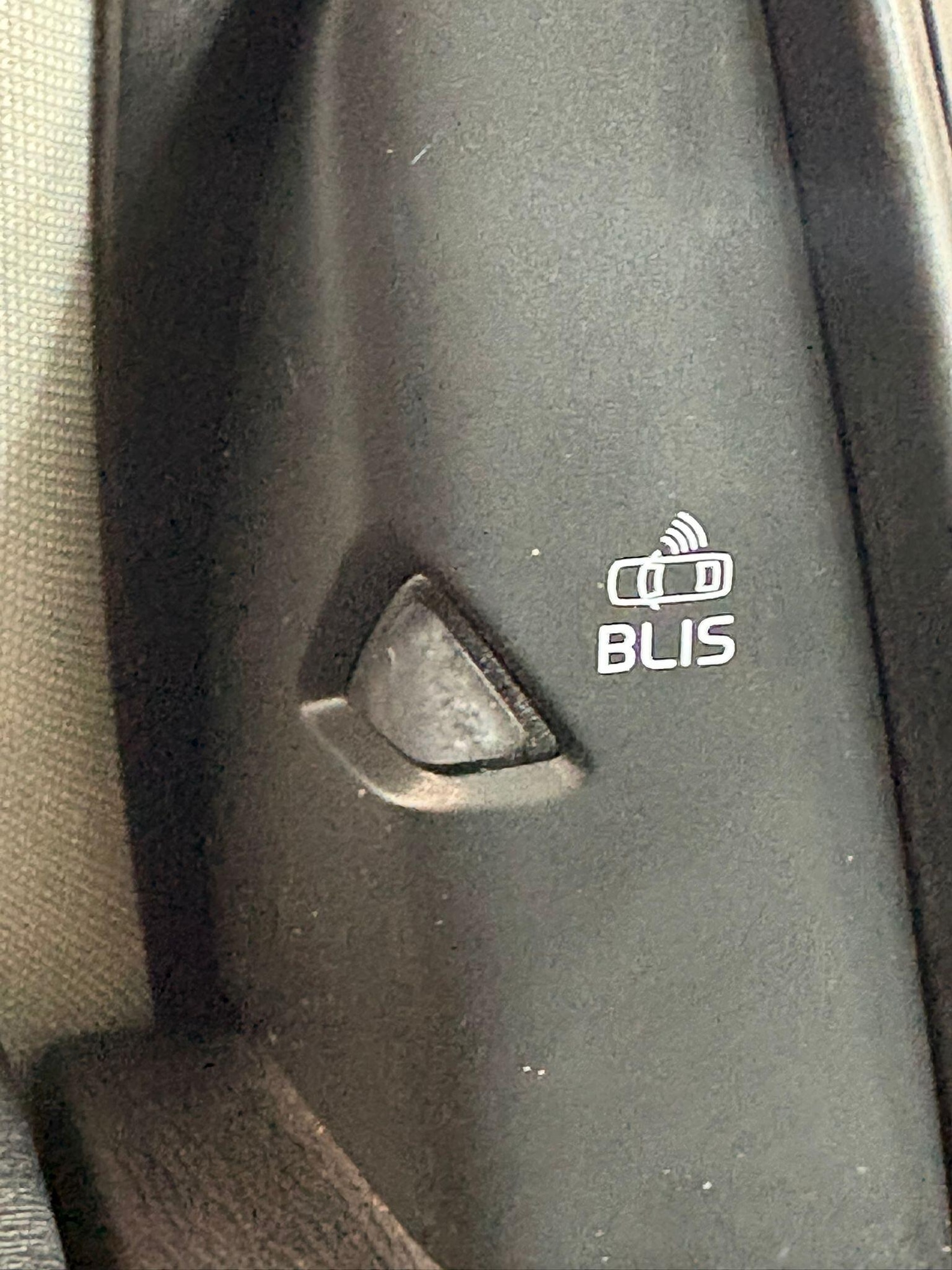 Used Volvo V40 2016 for sale - 76623217: Photo 22