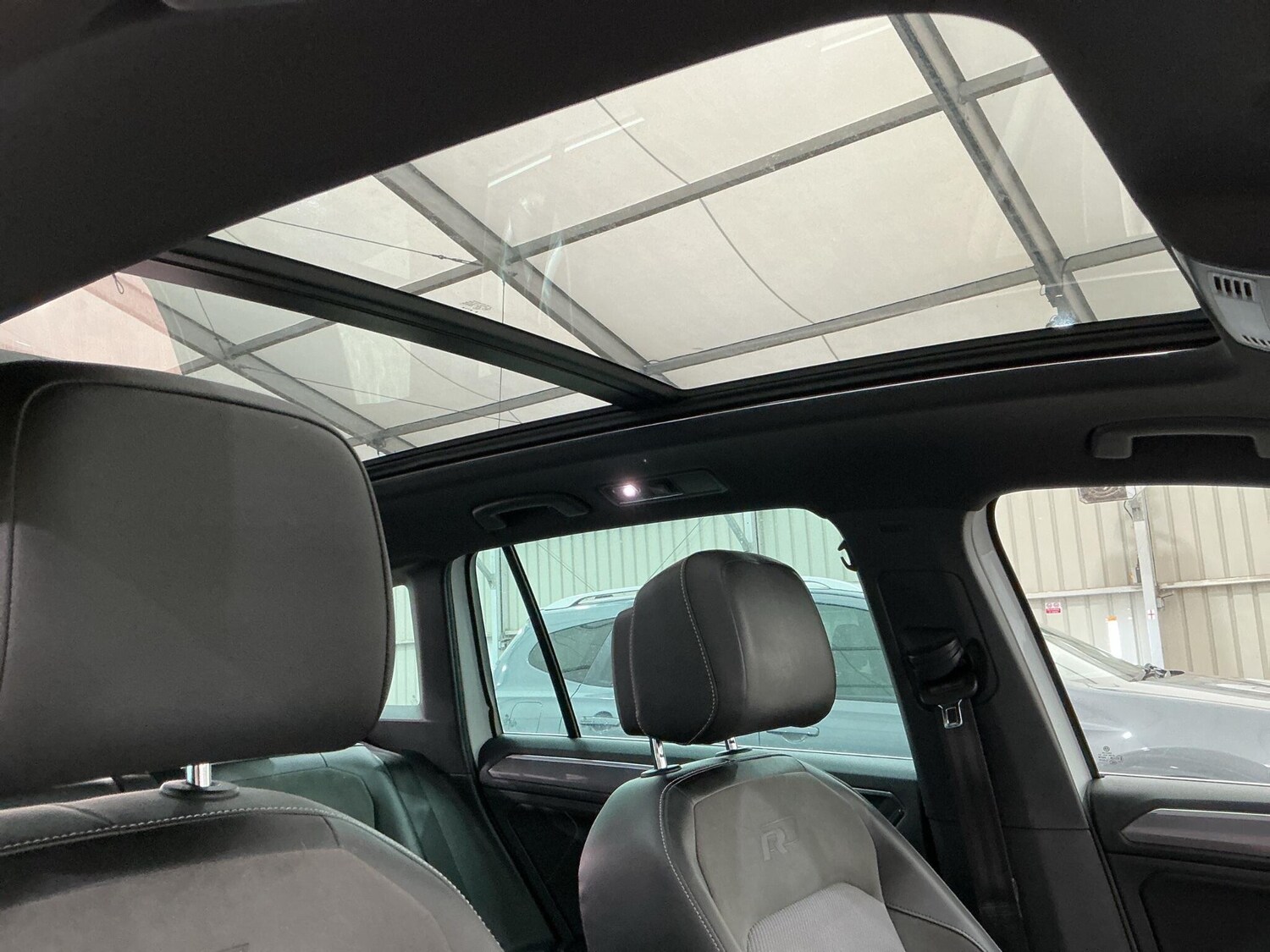 Used Volkswagen Tiguan 2017 for sale - 78170166: Photo 12