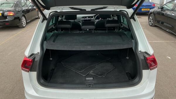 Used Volkswagen Tiguan 2017 for sale - 78170166: Photo 9