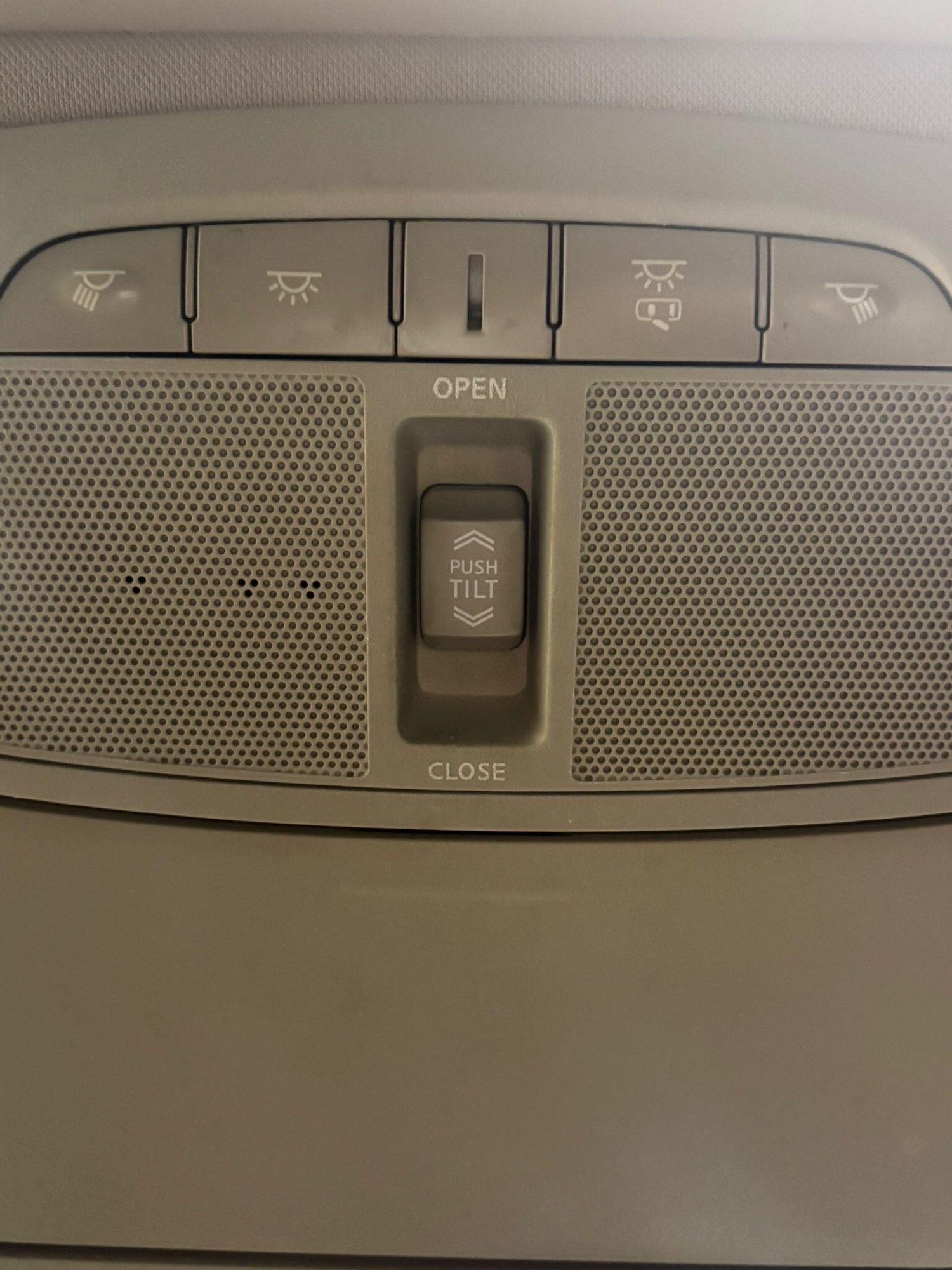 Used Nissan X-Trail 2015 for sale - 76623254: Photo 30