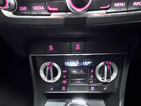 Used Audi Q3 2012 for sale - 76317883: Photo 15