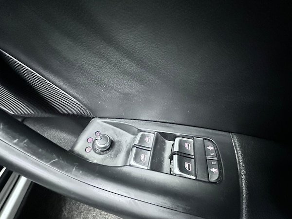 Used Audi Q3 2012 for sale - 76317883: Photo 8