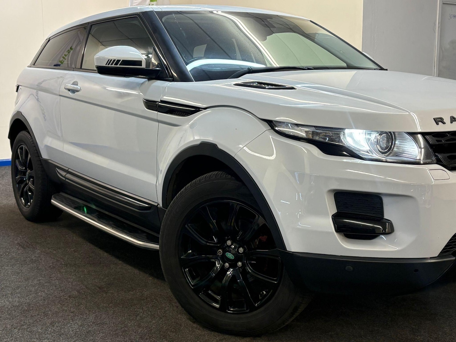 Used Land Rover Range Rover Evoque for sale - 77074876: Photo 6