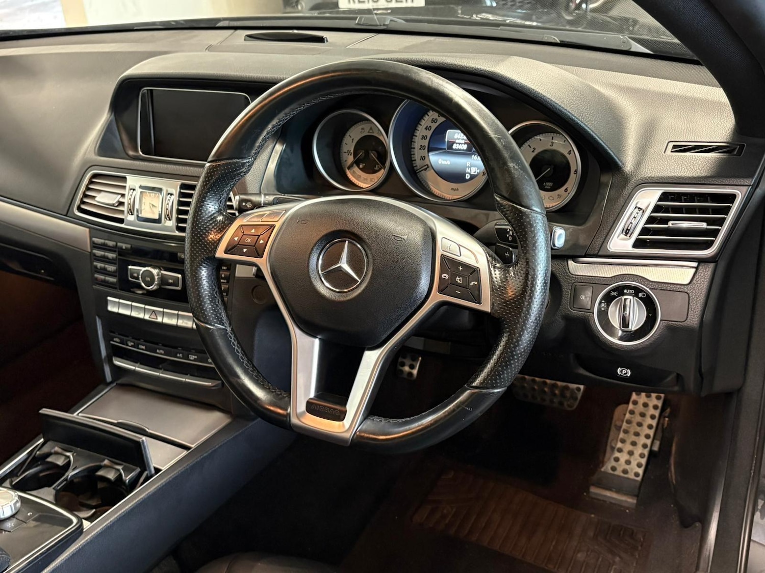 Used Mercedes-Benz E Class 2014 for sale - 76623219: Photo 26