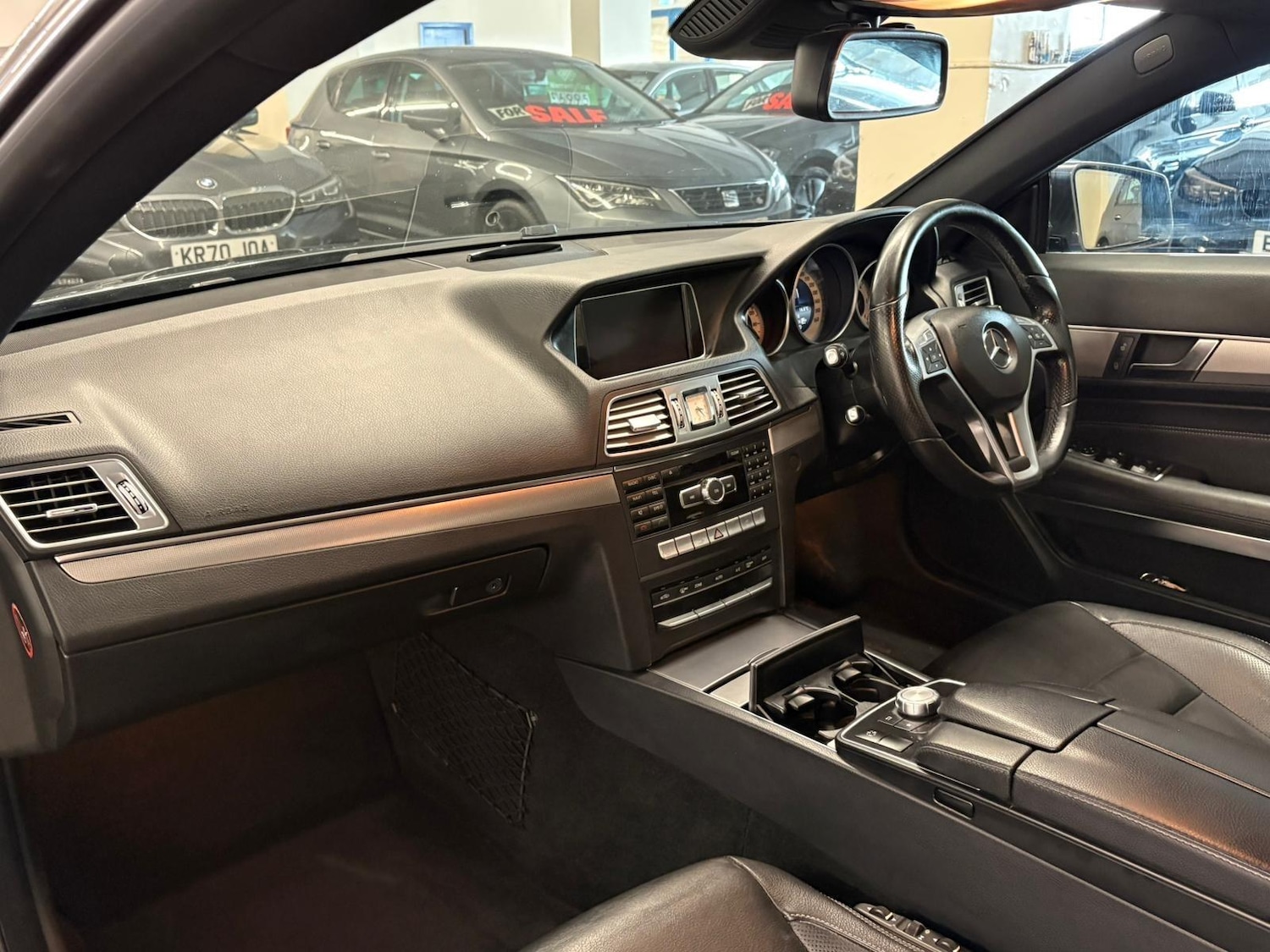 Used Mercedes-Benz E Class 2014 for sale - 76623219: Photo 29