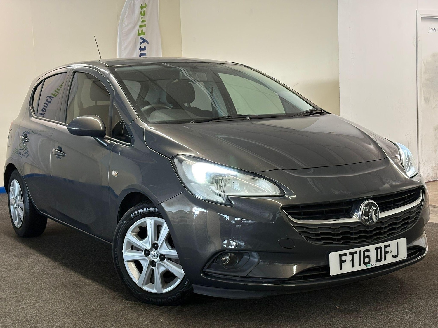 Used Vauxhall Corsa 2016 for sale - 76398517: Photo 1
