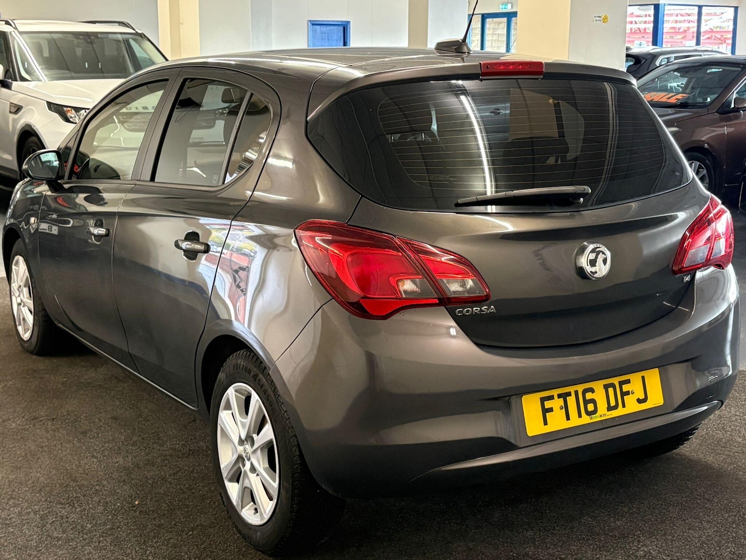 Used Vauxhall Corsa 2016 for sale - 76398517: Photo 4