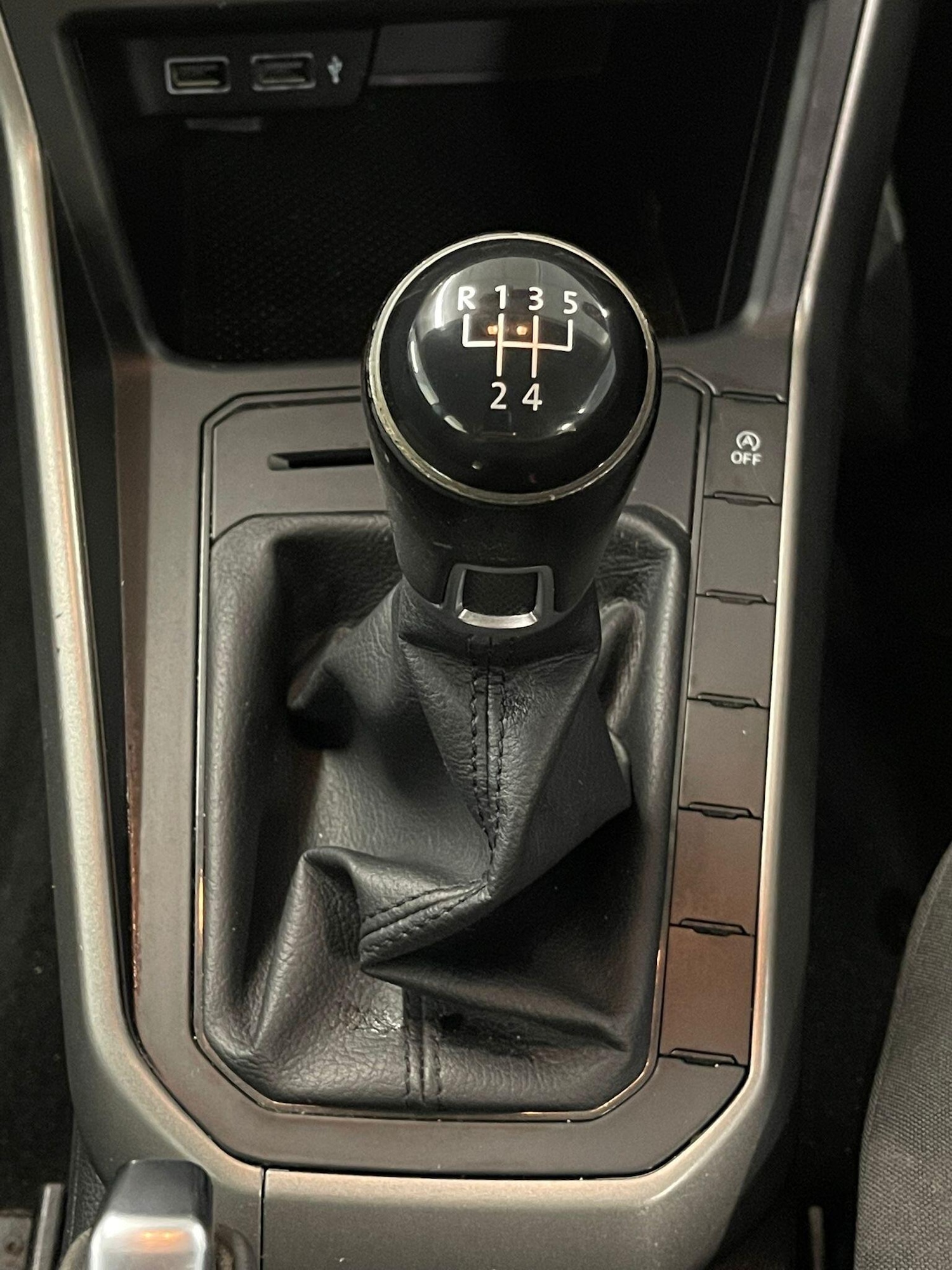 Used Volkswagen Polo 2018 for sale - 76612869: Photo 6