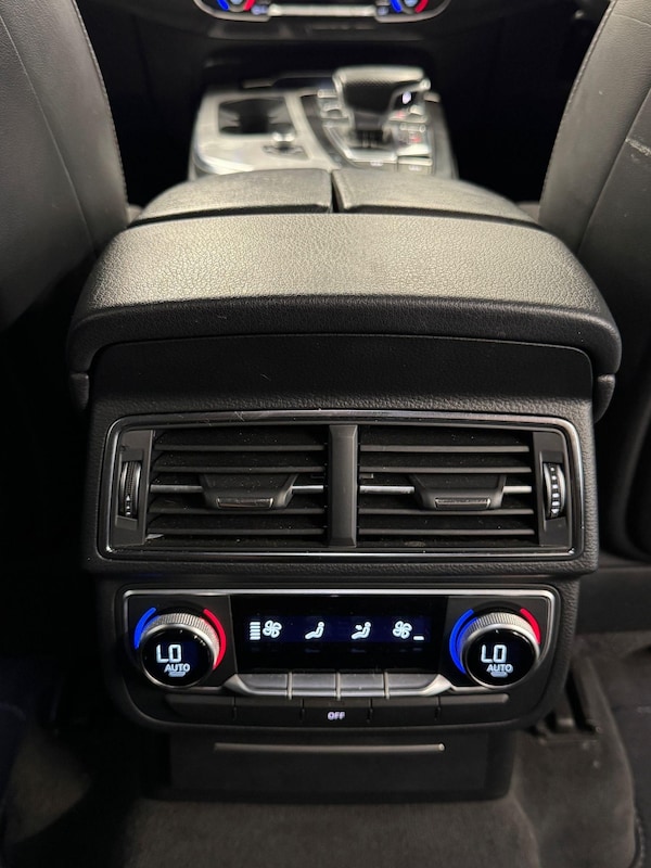 Used Audi Q7 2016 for sale - 76226854: Photo 19