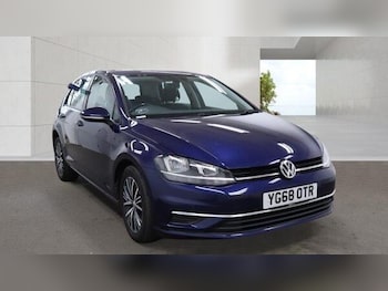 Used Volkswagen Golf 2018 for sale - 78416598: Photo