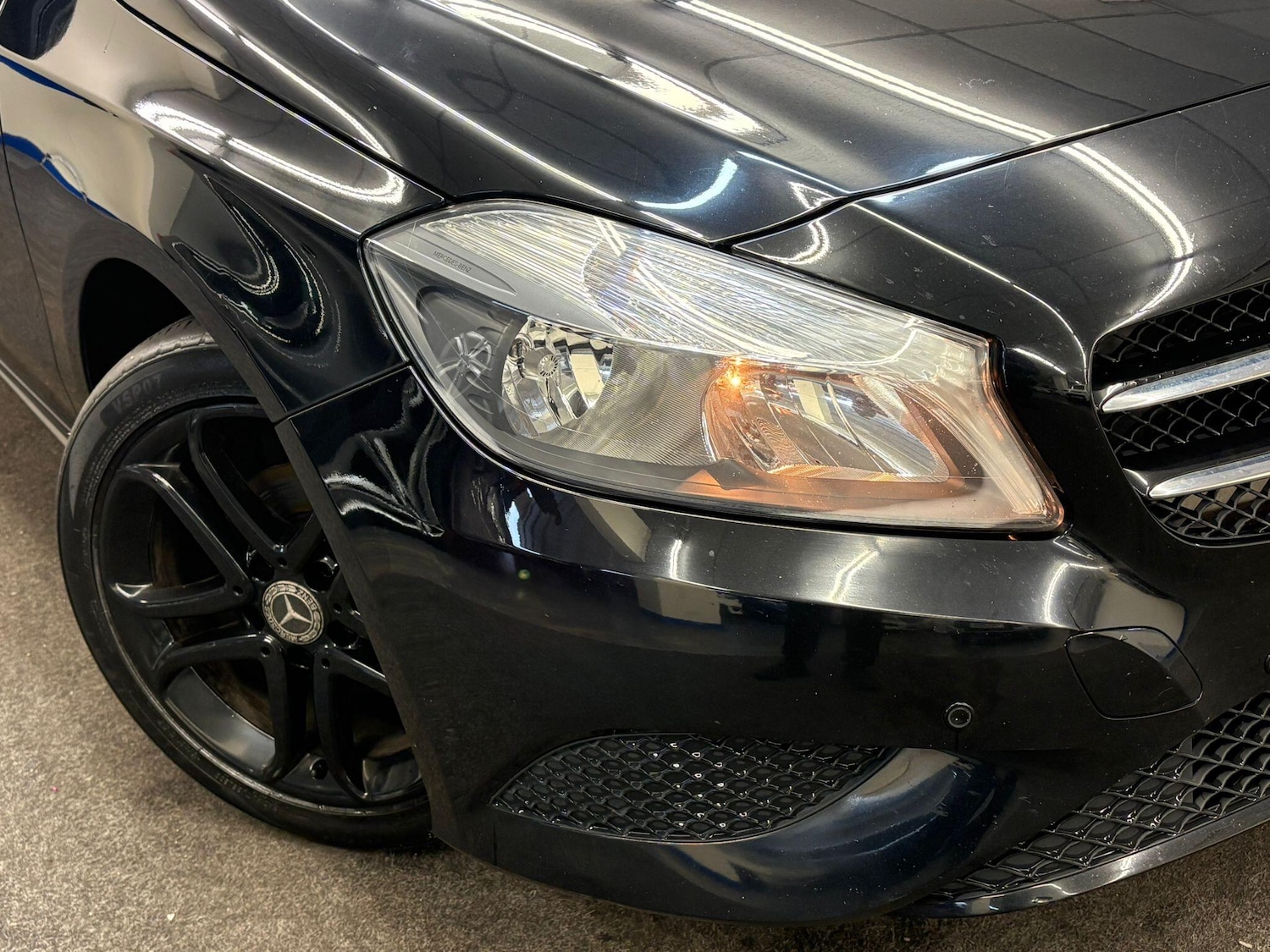 Used Mercedes-Benz A-Class 2014 for sale - 77625223: Photo 5