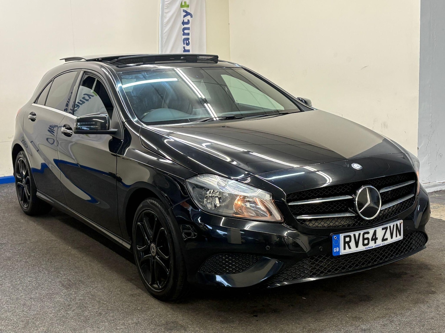 Used Mercedes-Benz A-Class 2014 for sale - 77625223: Photo 6