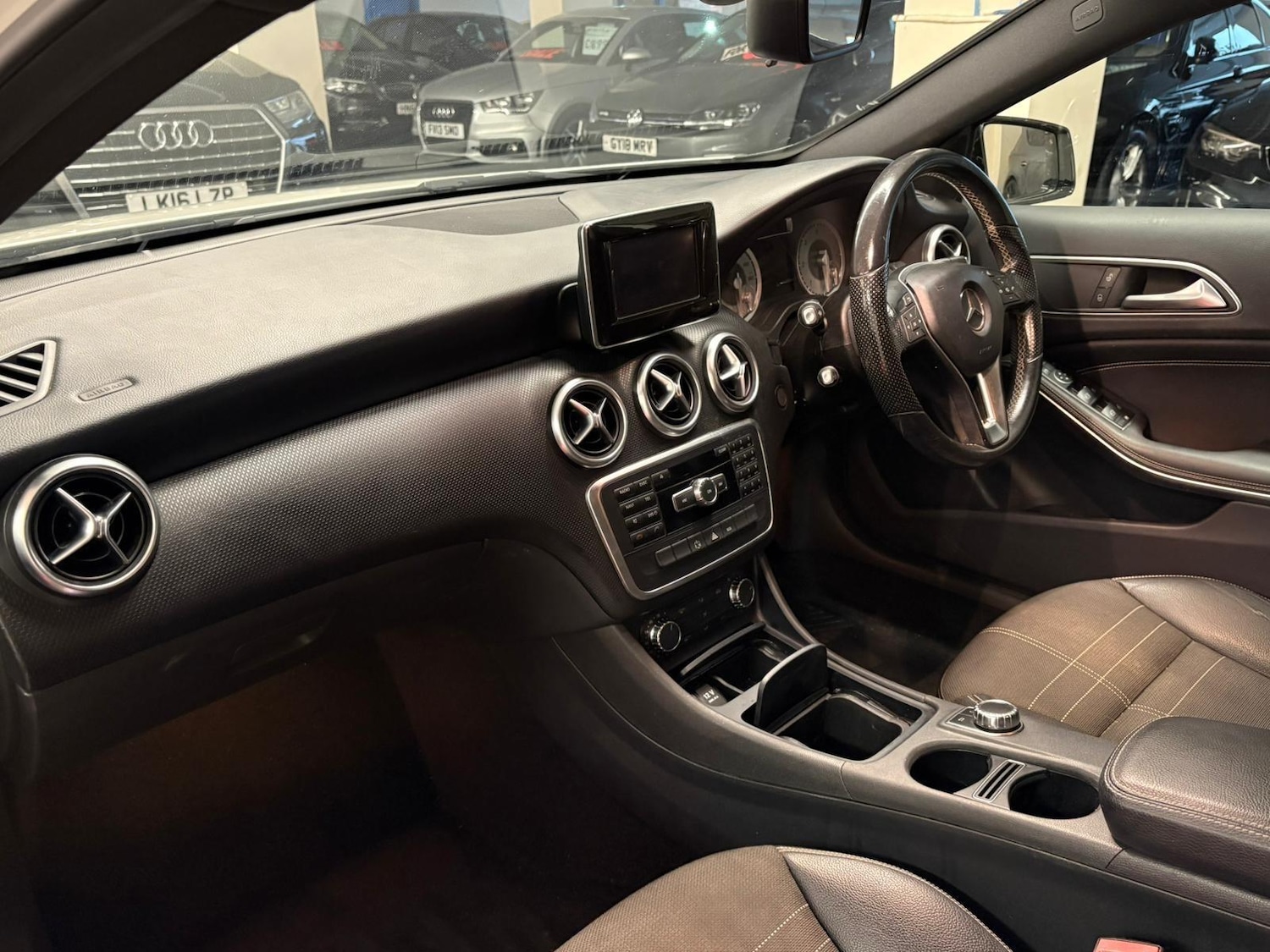 Used Mercedes-Benz A-Class 2014 for sale - 76336493: Photo 7