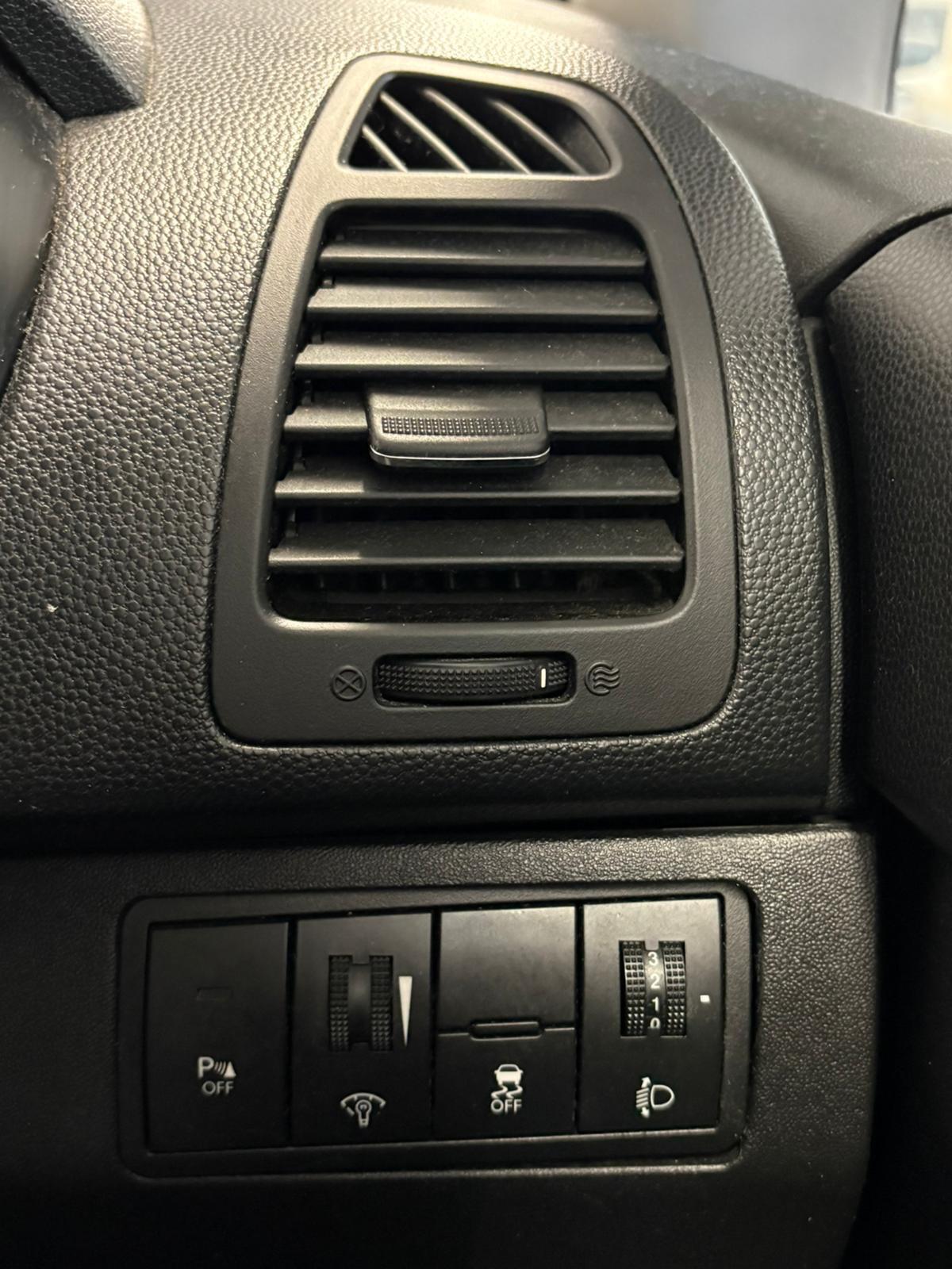 Used Hyundai Ix20 2012 for sale - 76623244: Photo 14