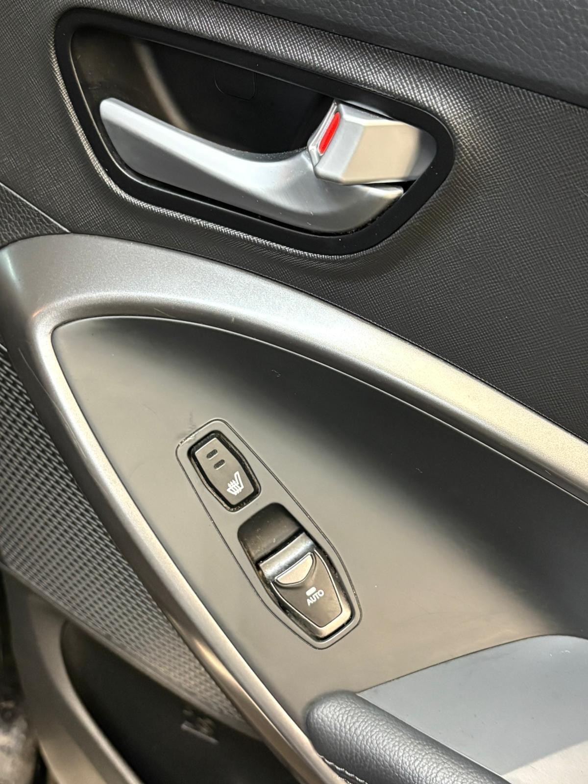 Used Hyundai Santa Fe for sale - 78006987: Photo 18