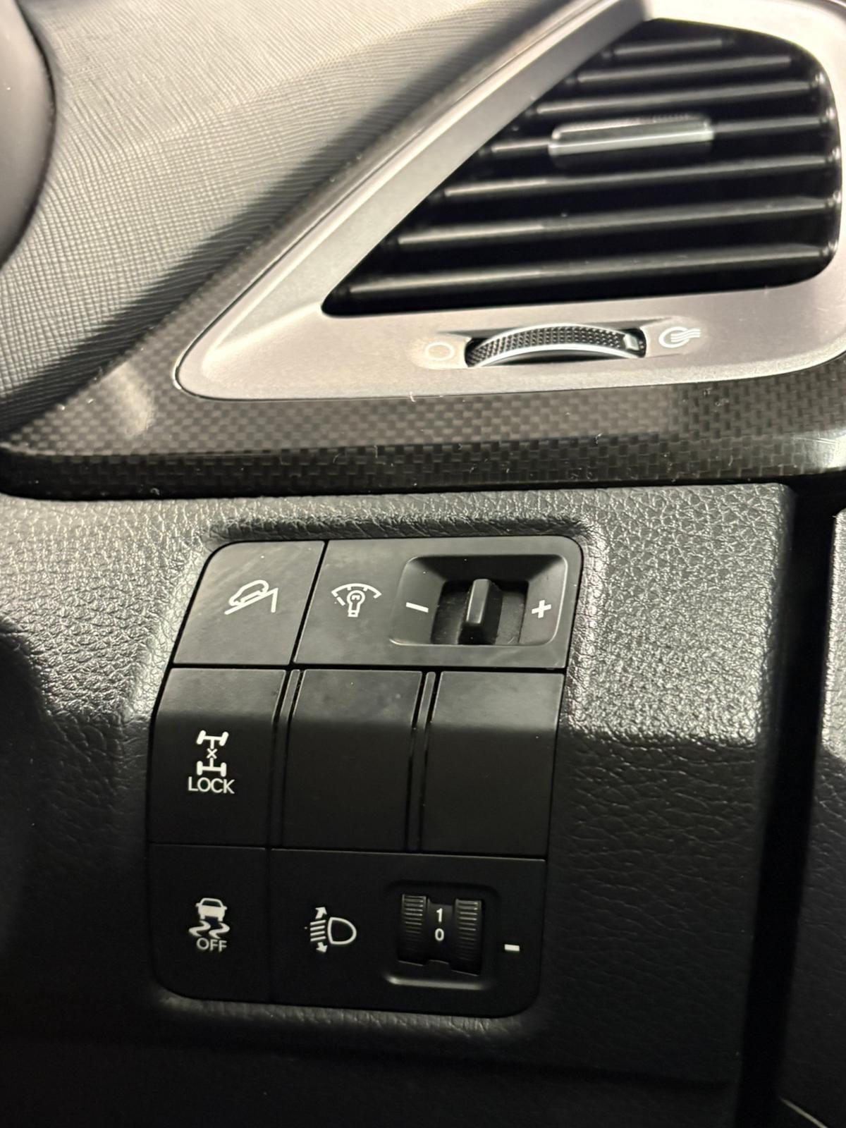 Used Hyundai Santa Fe for sale - 78006987: Photo 23