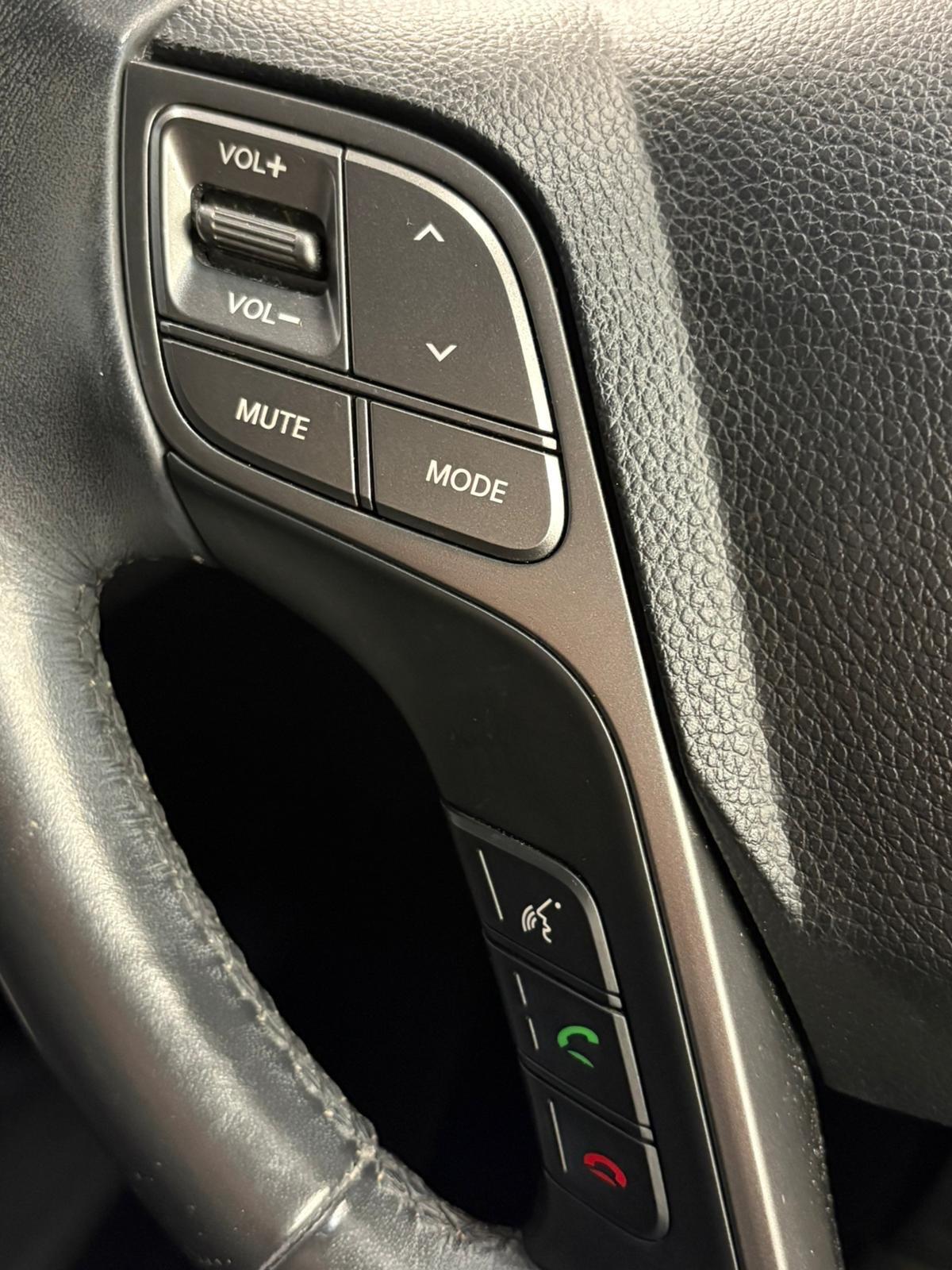 Used Hyundai Santa Fe for sale - 78006987: Photo 25