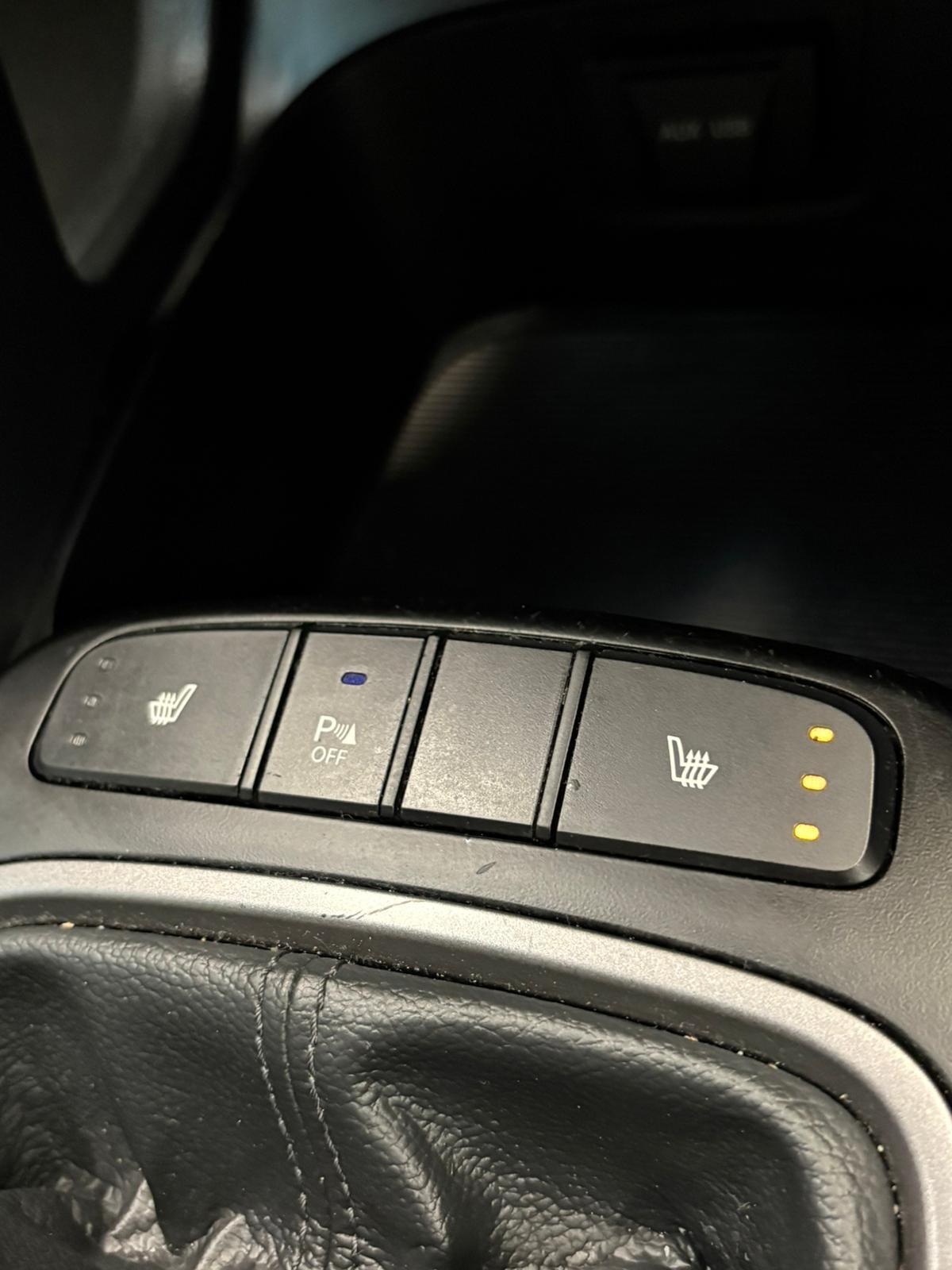 Used Hyundai Santa Fe for sale - 78006987: Photo 27