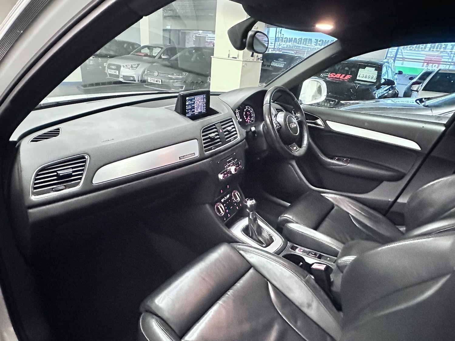 Used Audi Q3 2012 for sale - 76623252: Photo 18