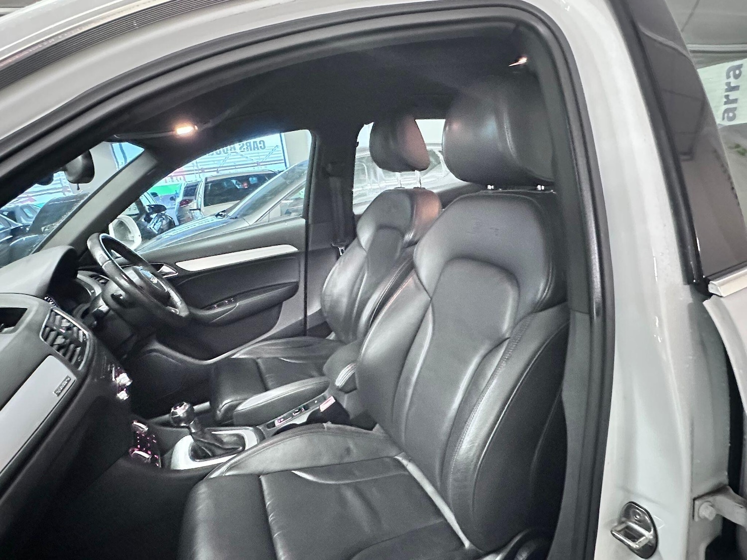 Used Audi Q3 2012 for sale - 76623252: Photo 23