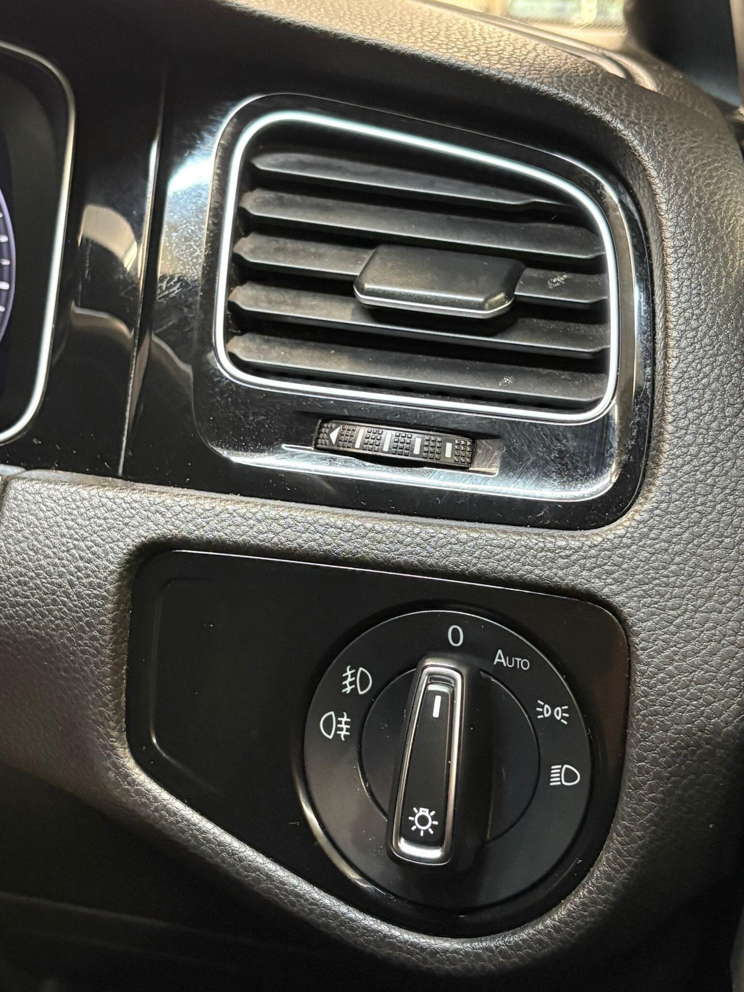 Used Volkswagen Golf 2017 for sale - 77658685: Photo 18