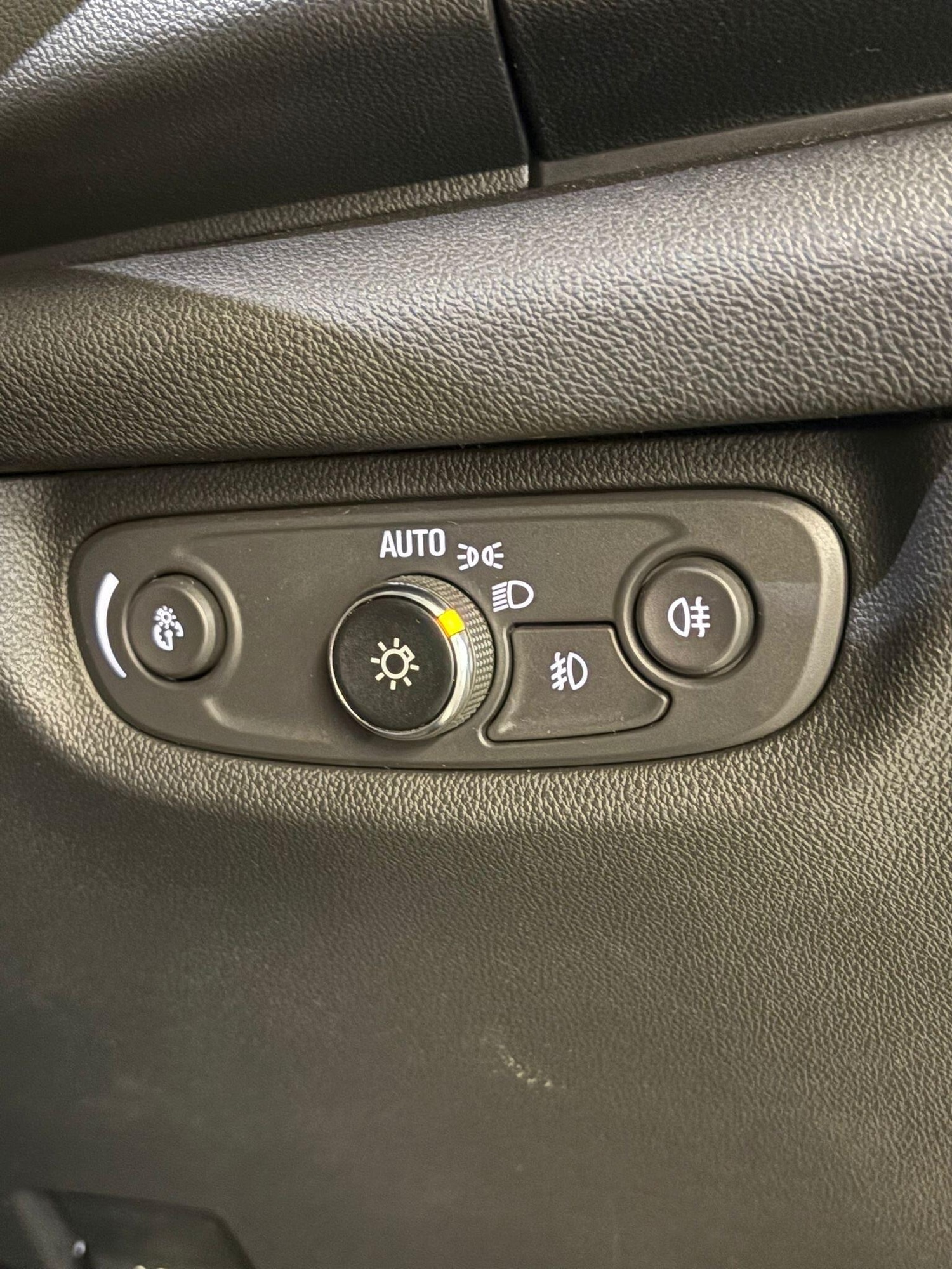 Used Vauxhall Insignia 2018 for sale - 77290903: Photo 16