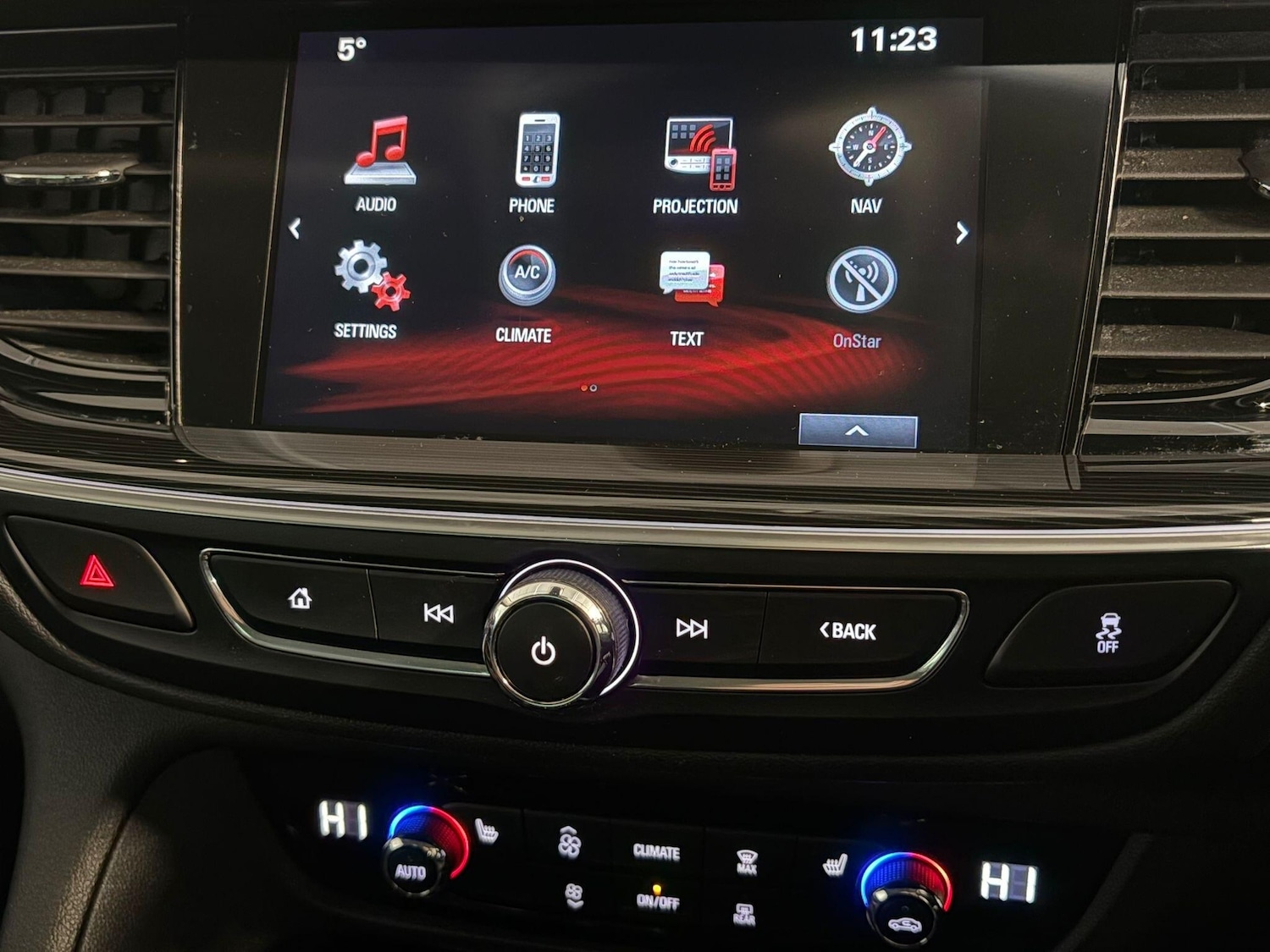 Used Vauxhall Insignia 2018 for sale - 77290903: Photo 23