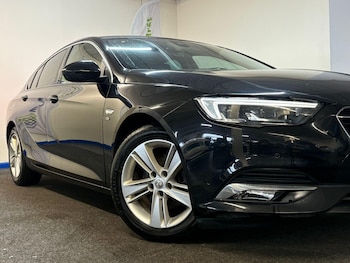 Used Vauxhall Insignia 2018 for sale - 77290903: Photo