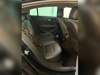 Used Vauxhall Insignia 2018 for sale - 77290903: Photo