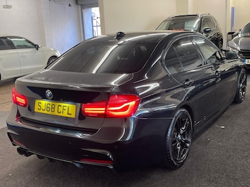 Used BMW 3 Series 2018 for sale - 76002365: Photo