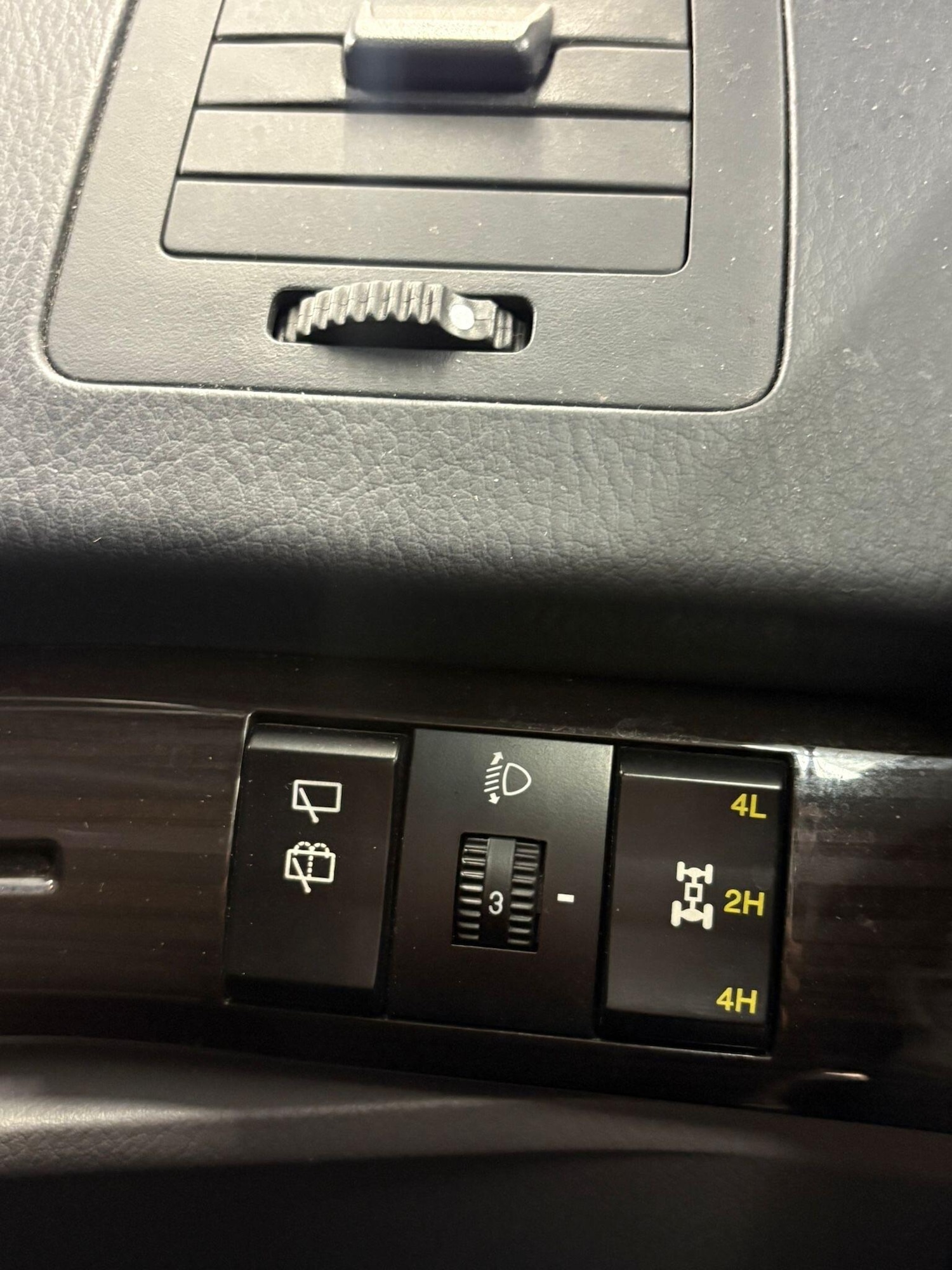 Used Ssangyong Turismo for sale - 78147899: Photo 13