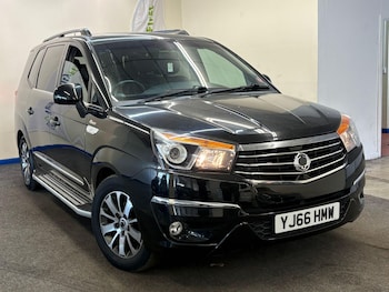 Used Ssangyong Turismo 2016 for sale - 78147899: Photo