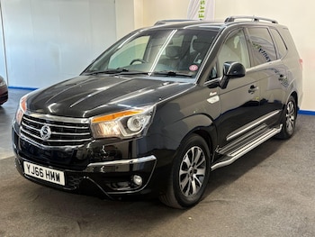 Used Ssangyong Turismo 2016 for sale - 78147899: Photo