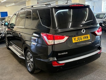 Used Ssangyong Turismo 2016 for sale - 78147899: Photo