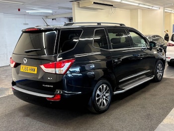 Used Ssangyong Turismo 2016 for sale - 78147899: Photo